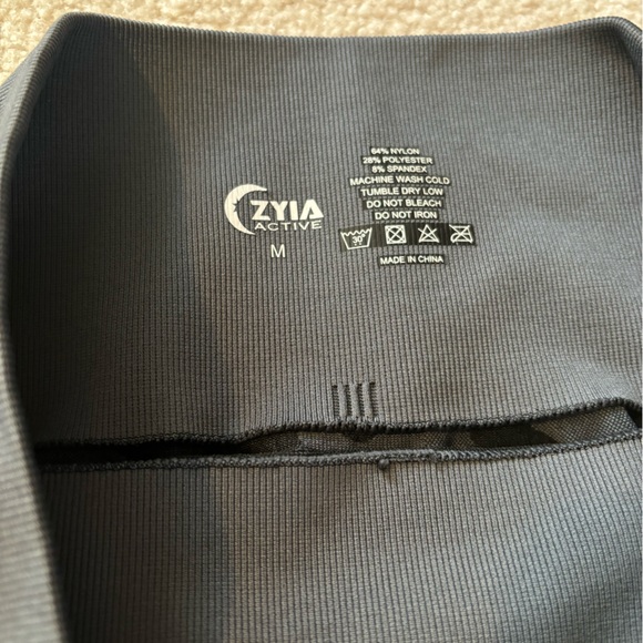 Gray Camo Performance Hi-rise 7/8 24" - Picture 4 of 4